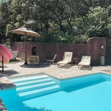 Jolie Annexe Du Mas Dans Le Coeur De La Garrigue Nimoise Villa Nimes Exterior photo