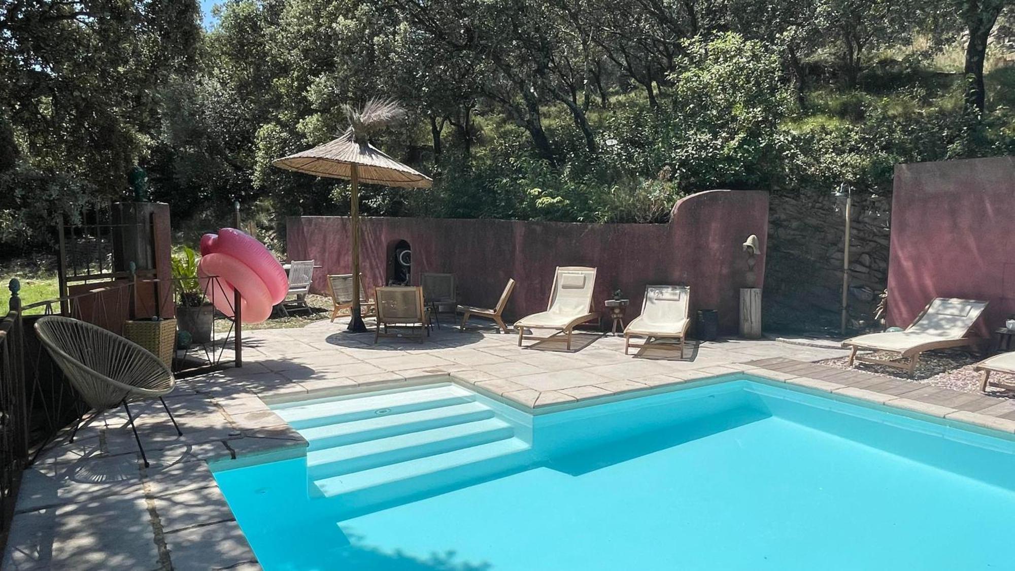 Jolie Annexe Du Mas Dans Le Coeur De La Garrigue Nimoise Villa Nimes Exterior photo